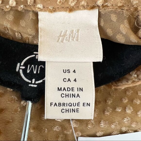 H&M Puff Sleeved Mini Dress in Dark Beige, Size 4 - Picture 13 of 16